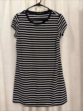 Lands End Terry Towel Black and White Short Sleeve Dress